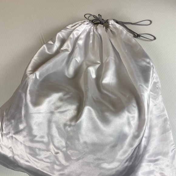 Michael Kors Pebbled Leather Hobo Shoulder Bag – Black - Picture 11 of 11